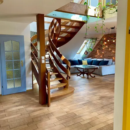 House Of Colours, 7km From Centre 公寓